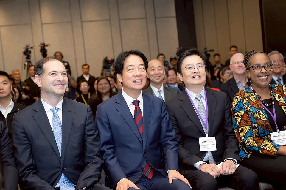 Illustration: Frequently Asked Questions About Artificial Intelligence Healthcare